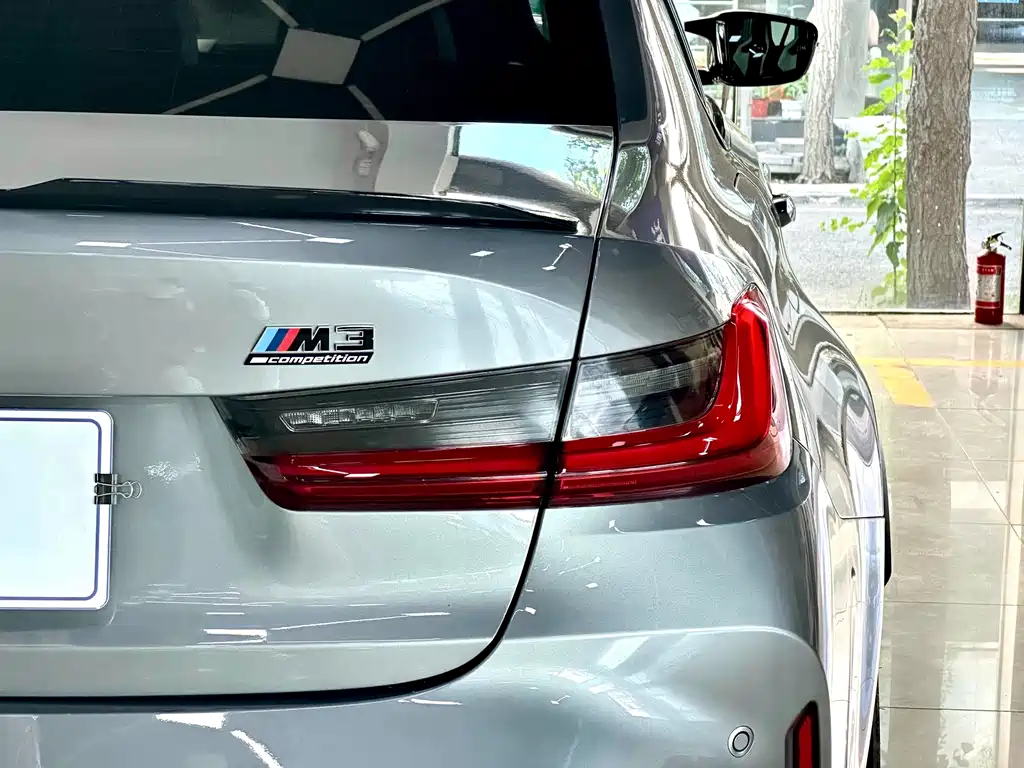 BMW M3 — миниатюра 12