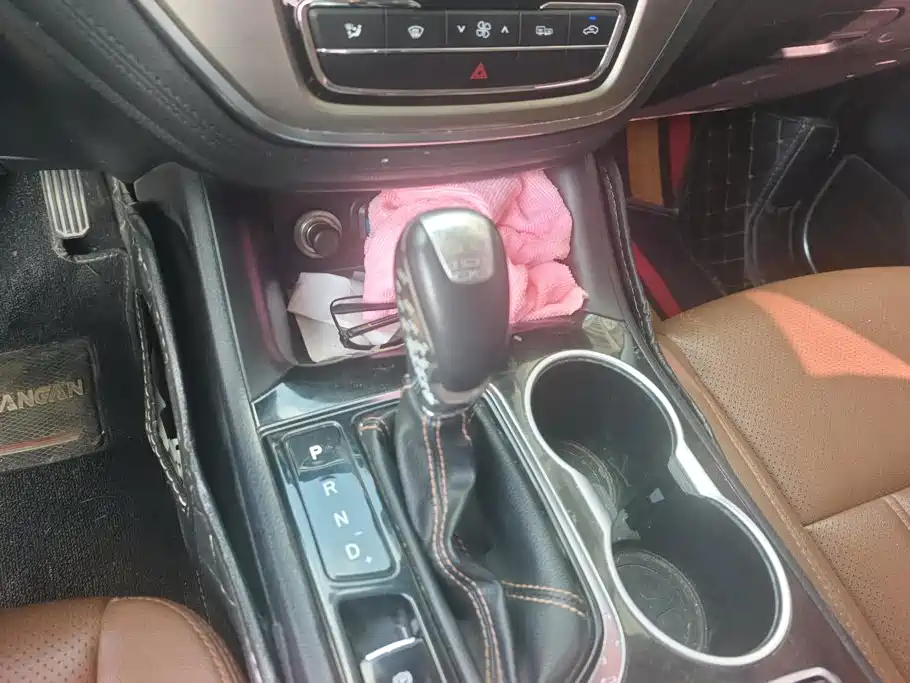 Changan CS95 — миниатюра 16