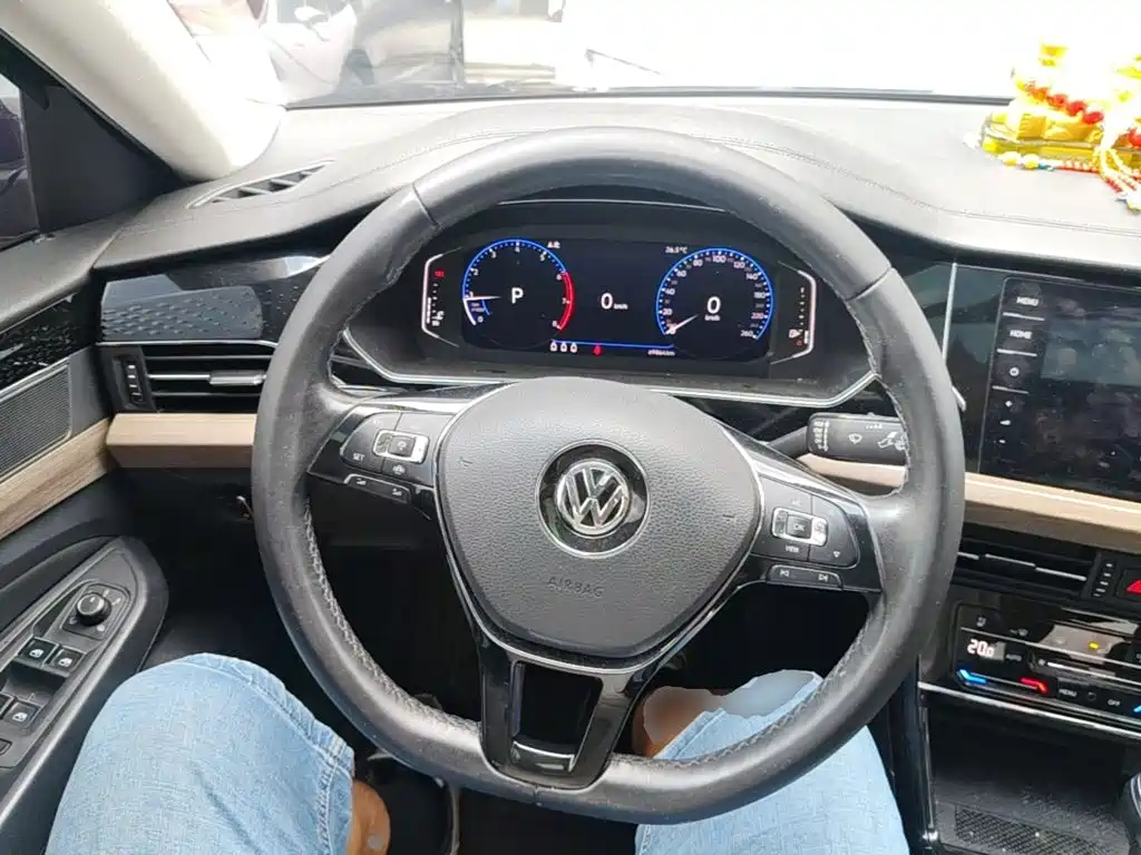 Volkswagen Passat — миниатюра 11