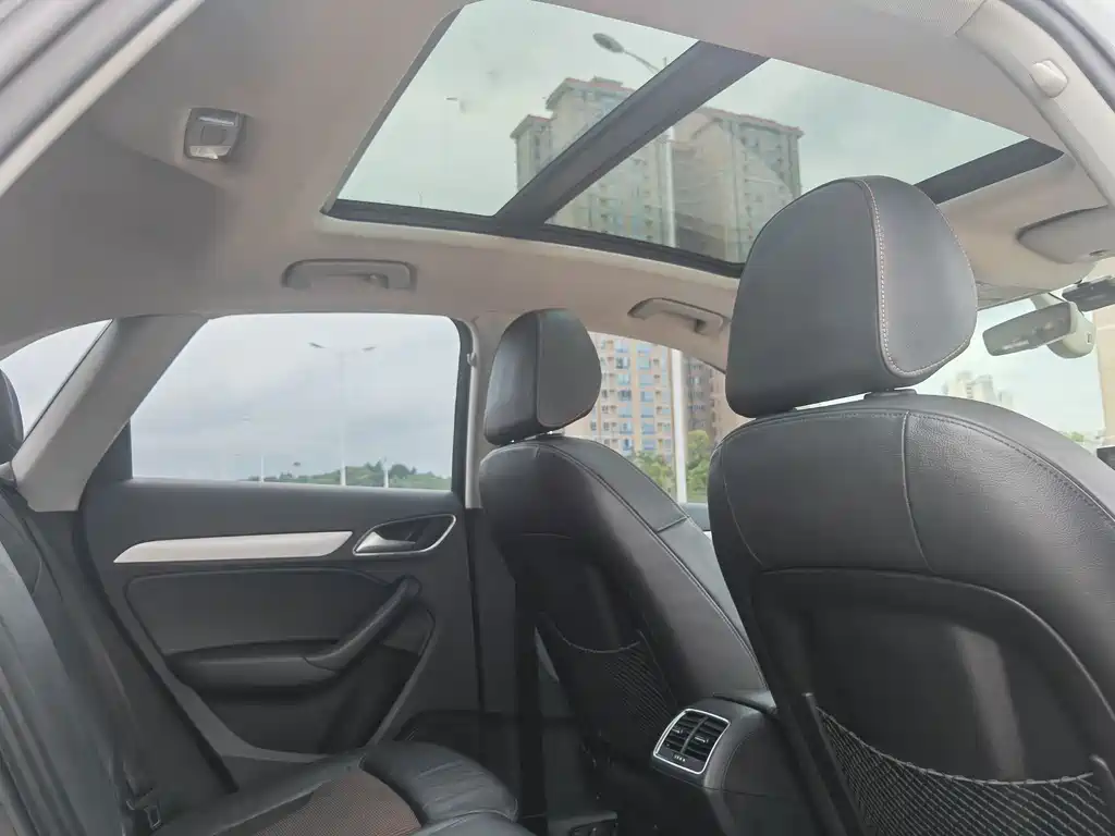 Audi Q3 — миниатюра 10