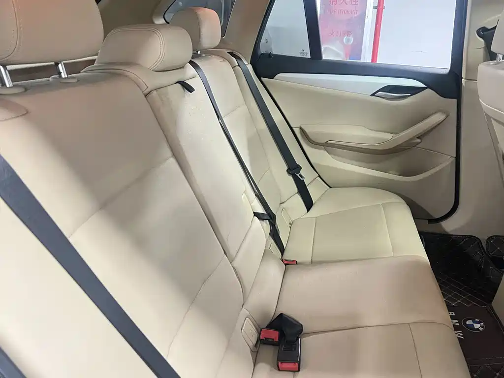 BMW X1 — миниатюра 7