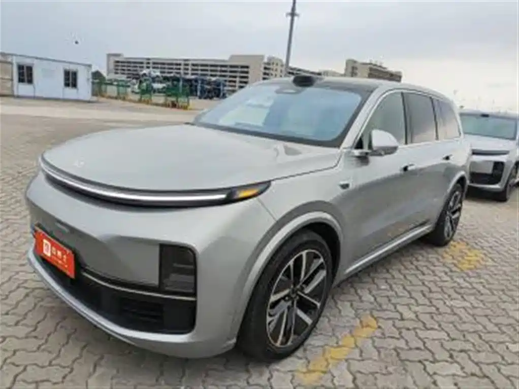 Li Auto Li L9 2025