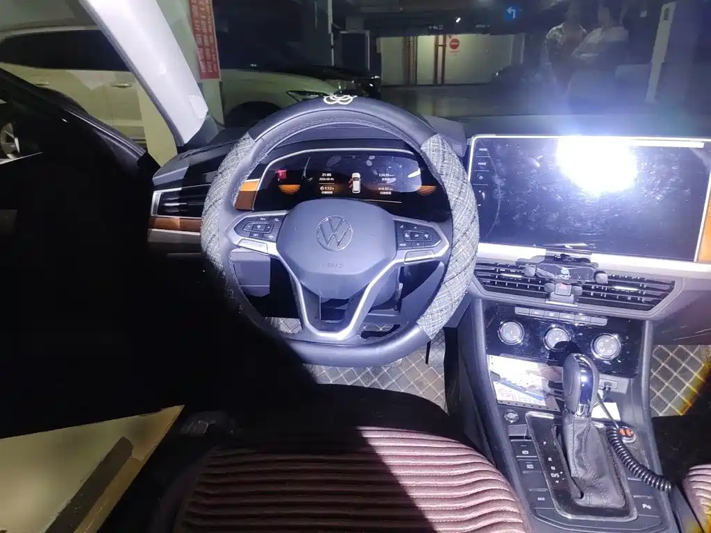 Volkswagen Bora — миниатюра 7