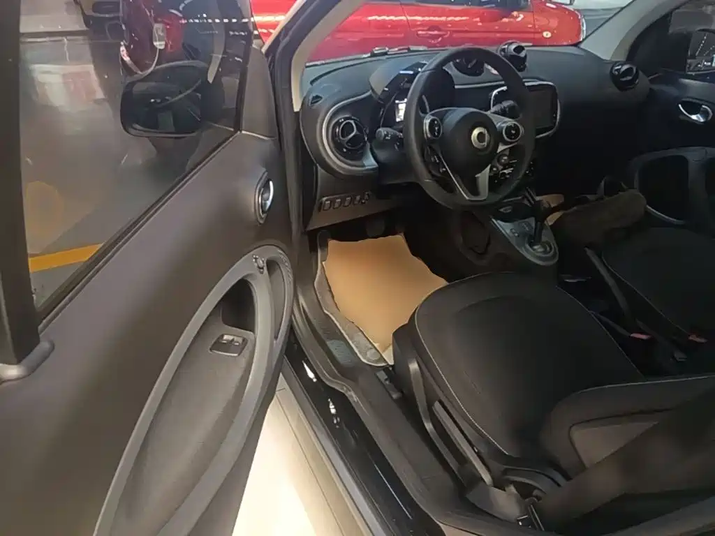 smart Smart Fortwo — миниатюра 16