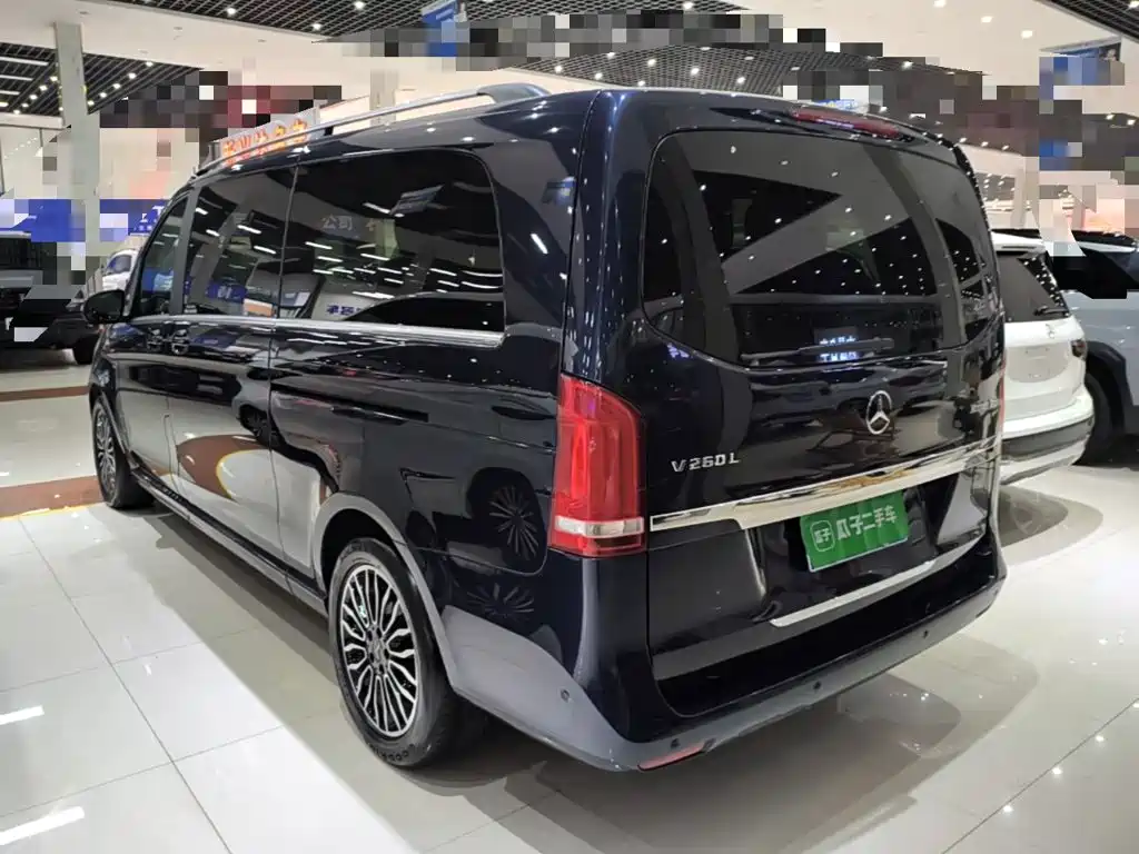 Mercedes-Benz V-Class — миниатюра 5