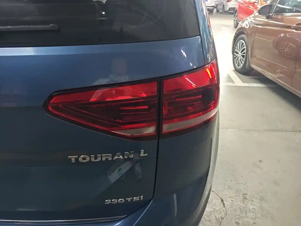 Volkswagen Touran — миниатюра 8