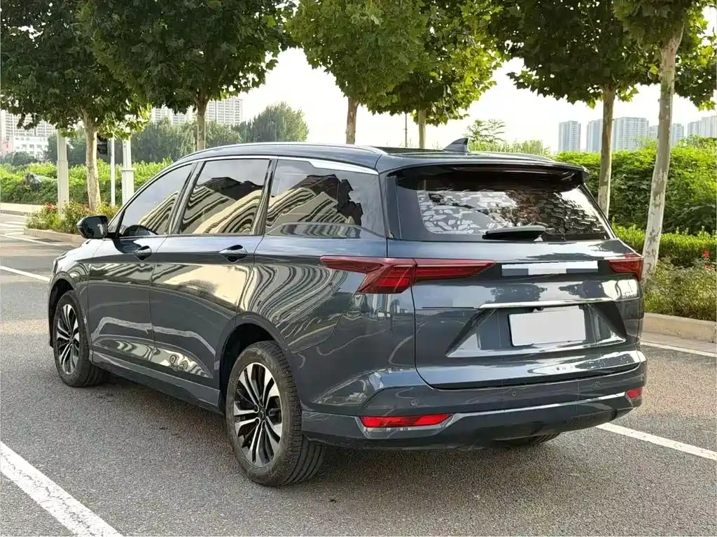 Wuling Victory — миниатюра 7