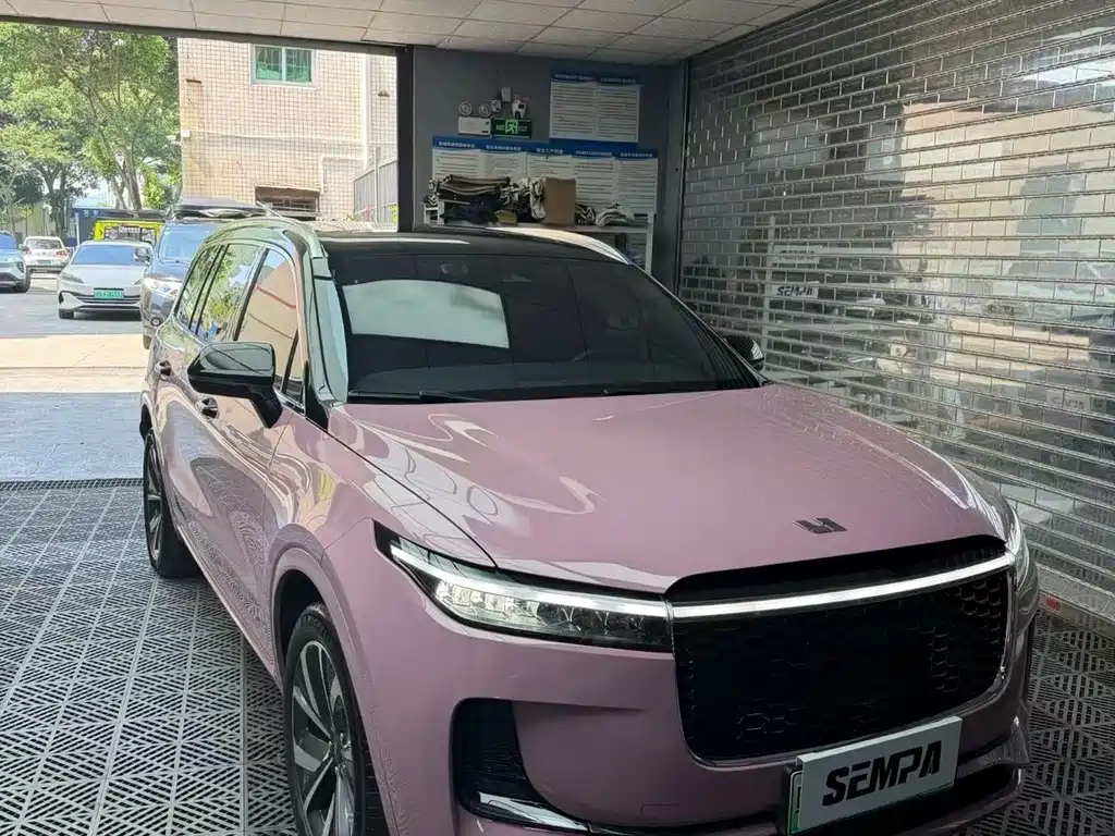 Li Auto Li ONE — миниатюра 2