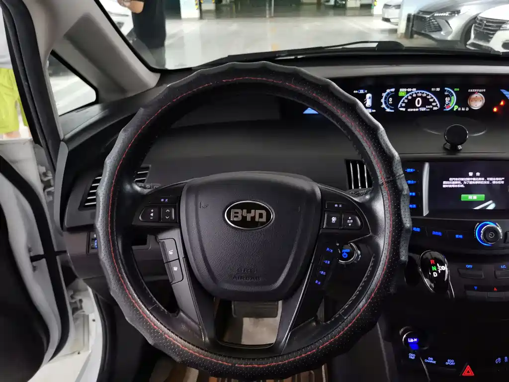 BYD e6 — миниатюра 17