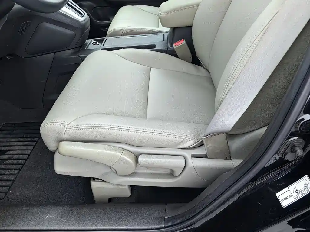 Honda CR-V — миниатюра 20