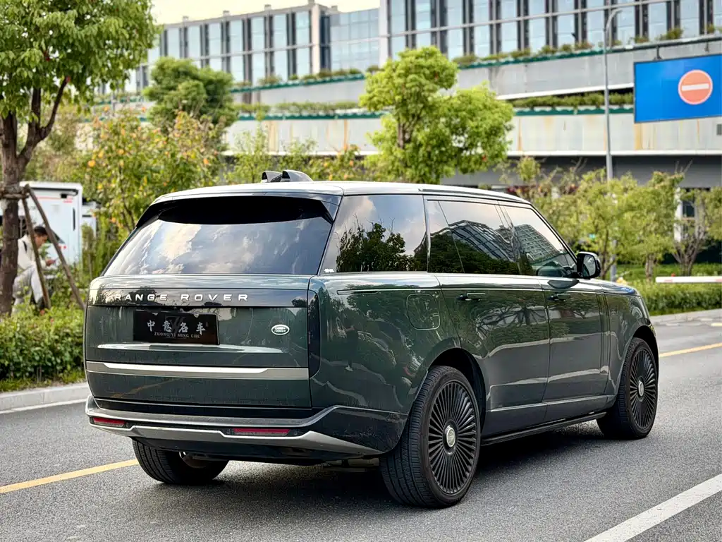 Land Rover Range Rover — миниатюра 6