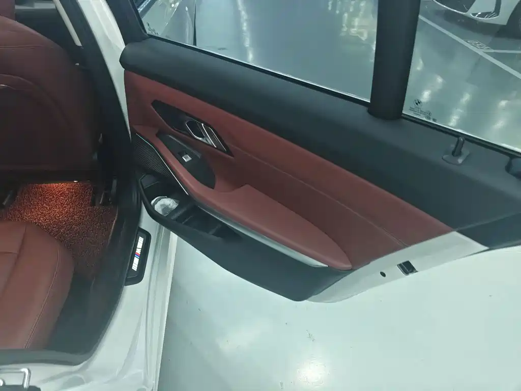 BMW 3 Series — миниатюра 20