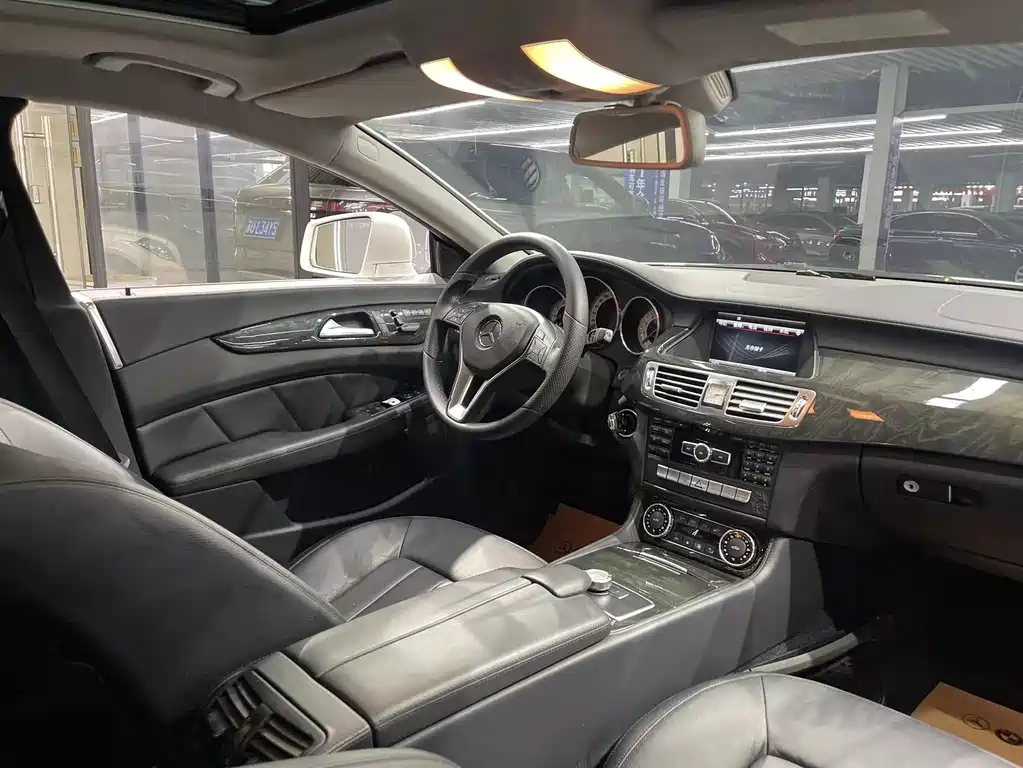 Mercedes-Benz CLS — миниатюра 19