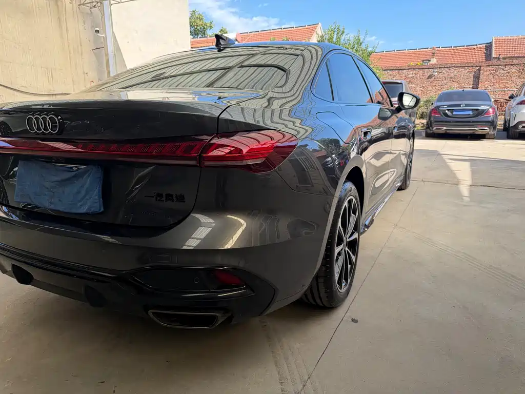 Audi A5L — миниатюра 8