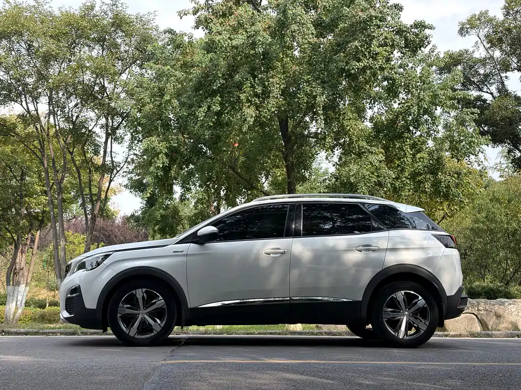 Peugeot 4008 — миниатюра 9