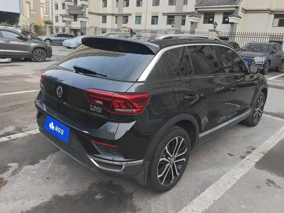 Volkswagen T-Roc — миниатюра 3
