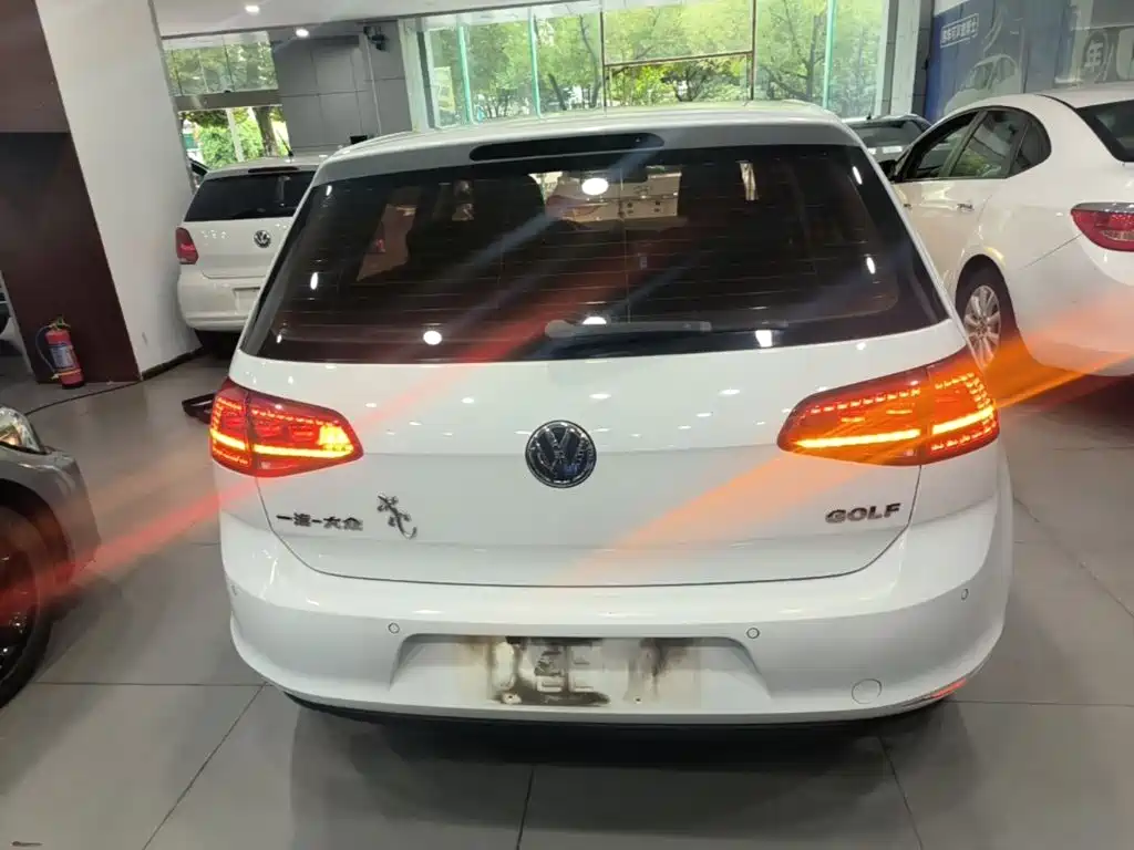 Volkswagen Golf — миниатюра 6