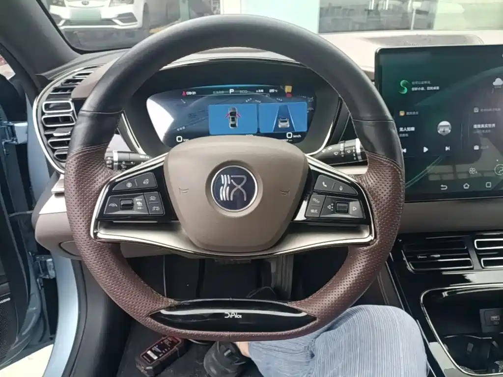 BYD Han — миниатюра 11