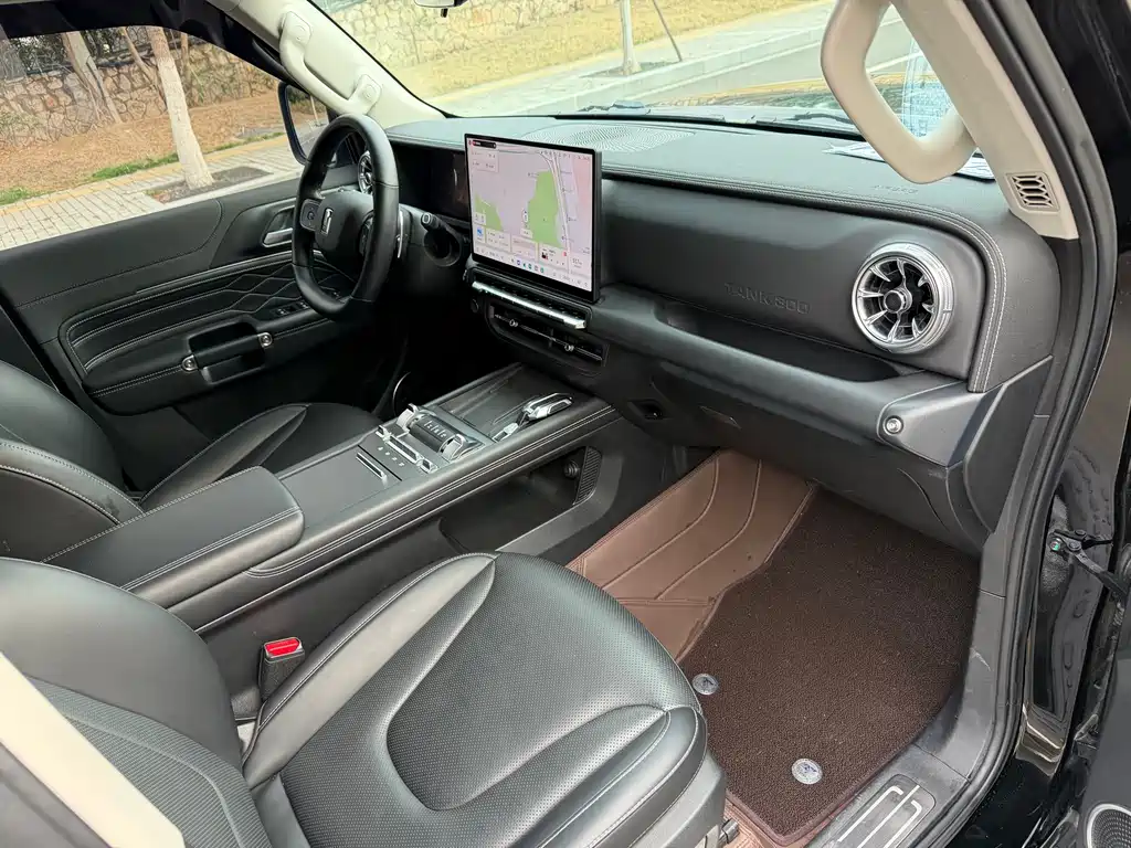 TANK TANK 300 NEW ENERGY