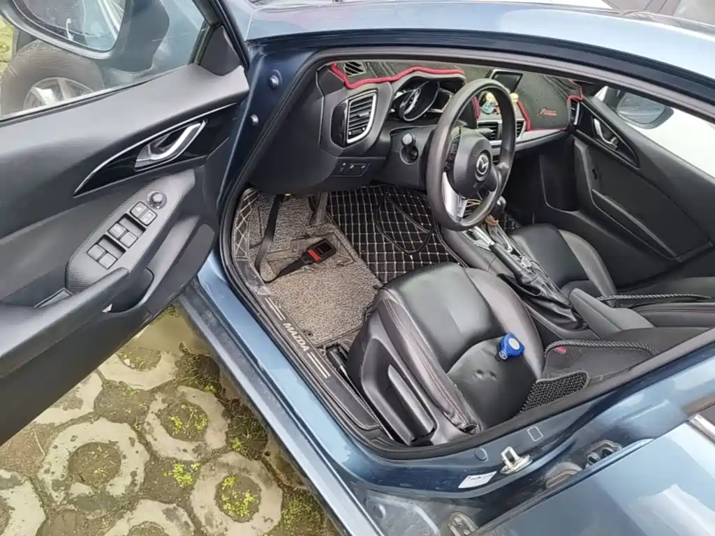 Mazda 3 Axela — миниатюра 16