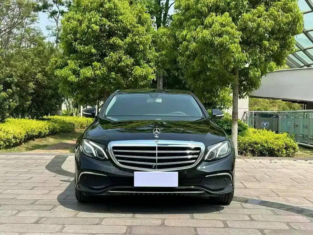 Mercedes-Benz E-Class E 2020 E 300 L Fashion