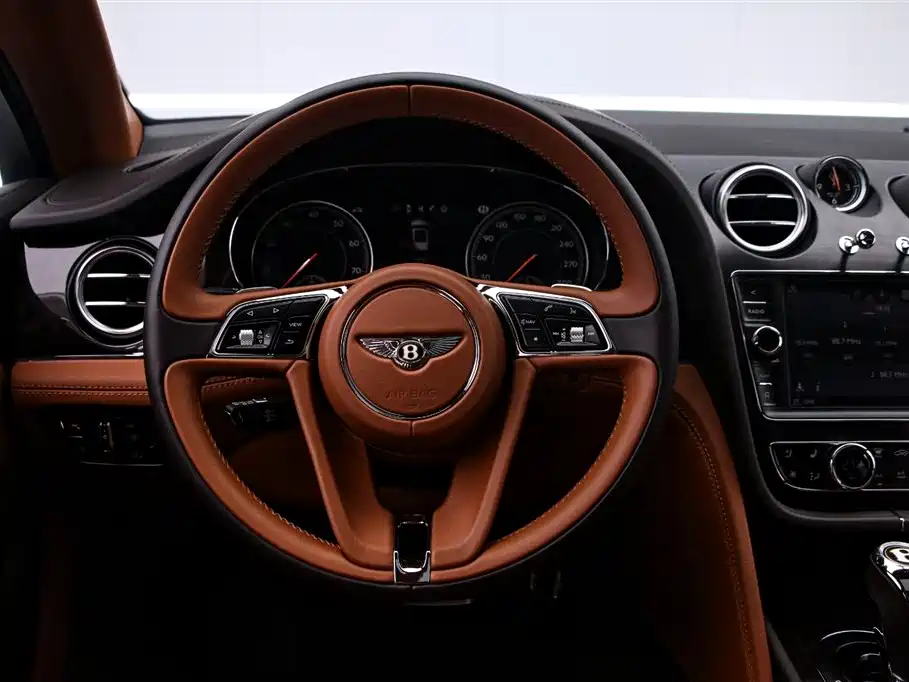 Bentley Bentayga 2018 4.0T V8
