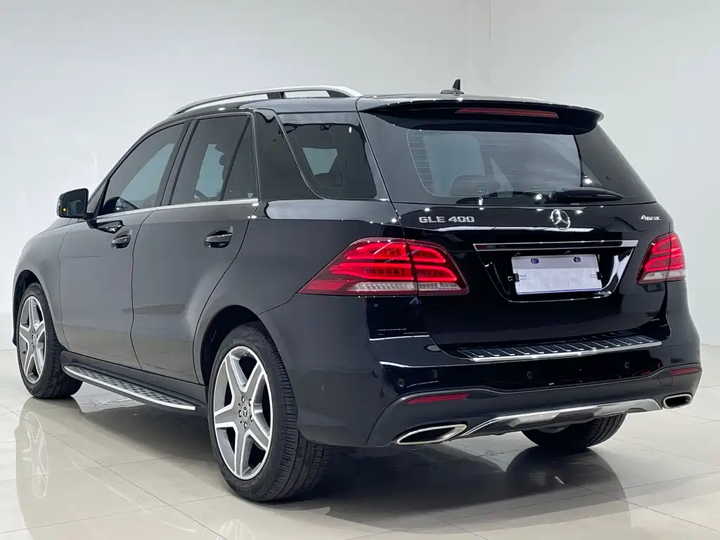 Mercedes-Benz GLE (Import) — миниатюра 7