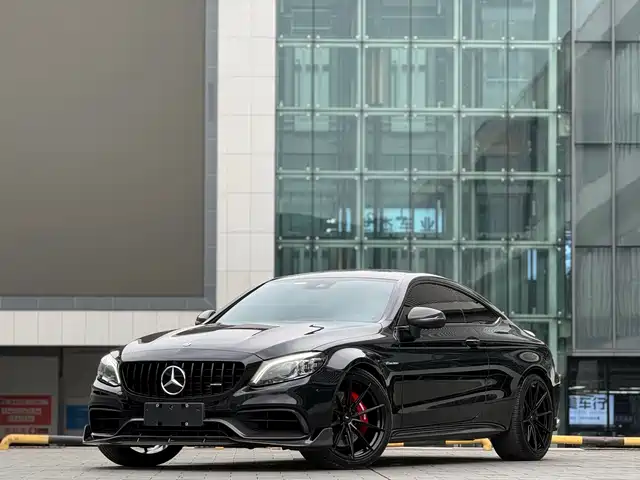 MERCEDES-BENZ C CLASS AMG