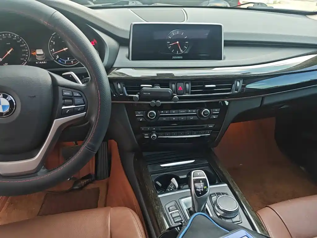 BMW X5 (Import) — миниатюра 13