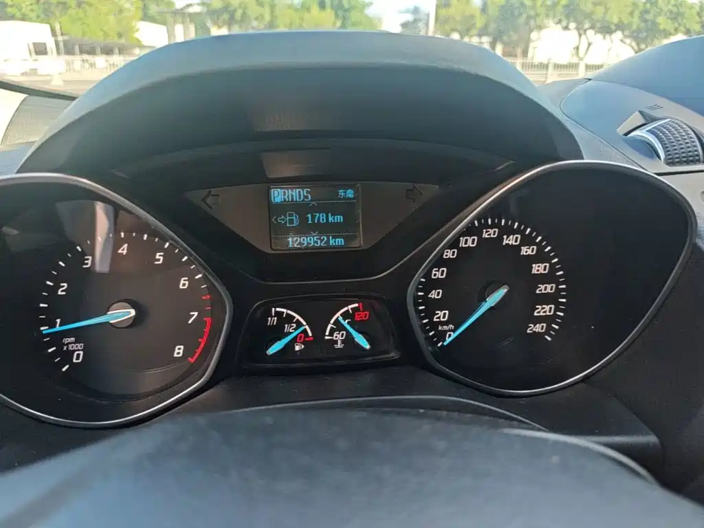 Ford Kuga — миниатюра 12