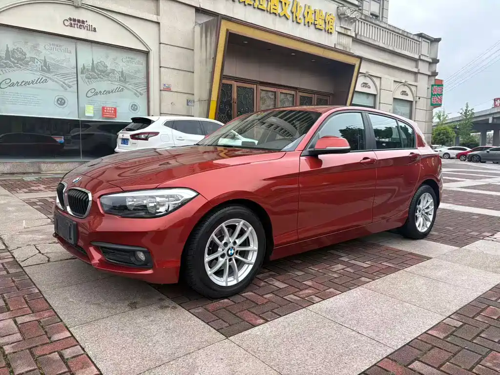 BMW 1 Series (Import)