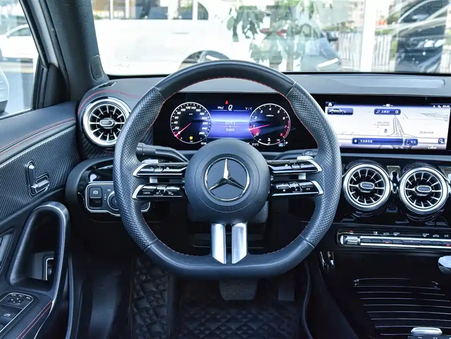 MERCEDES-BENZ A CLASS