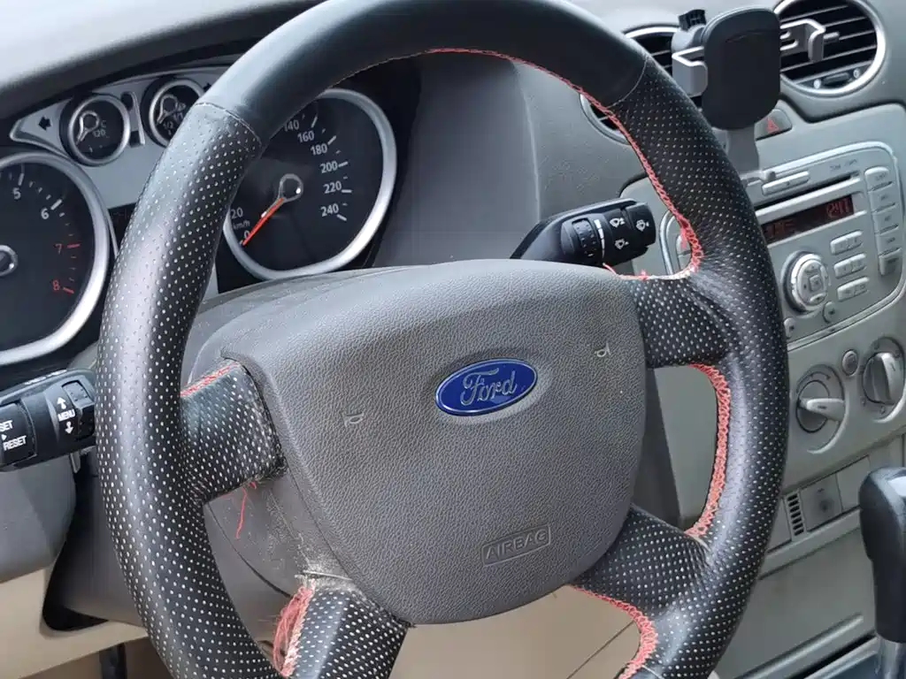 Ford Focus 2009 1.8L AT Fashion