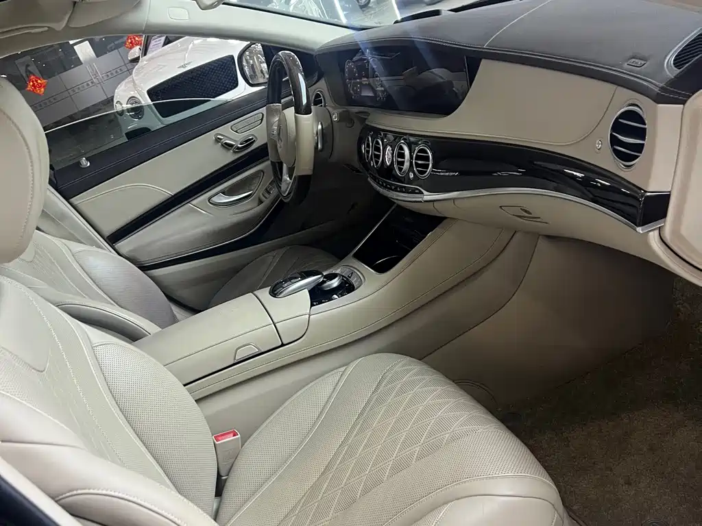 Mercedes-Benz S-Class — миниатюра 9