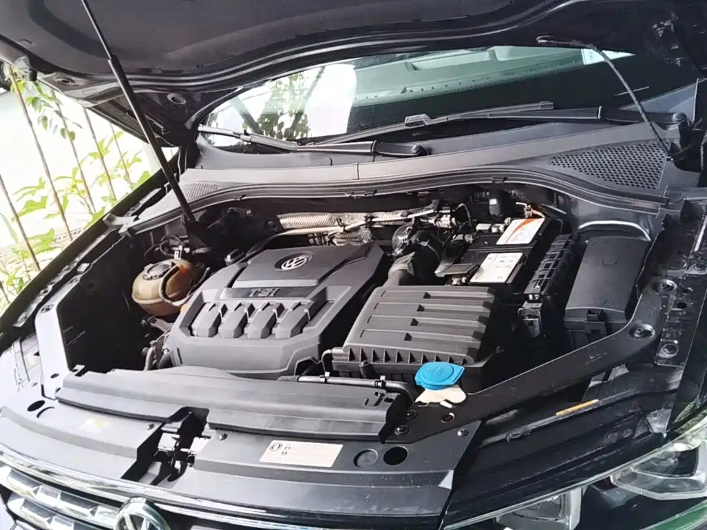 Volkswagen Tiguan L — миниатюра 20