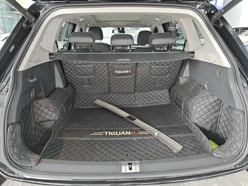 Volkswagen Tiguan L — миниатюра 19