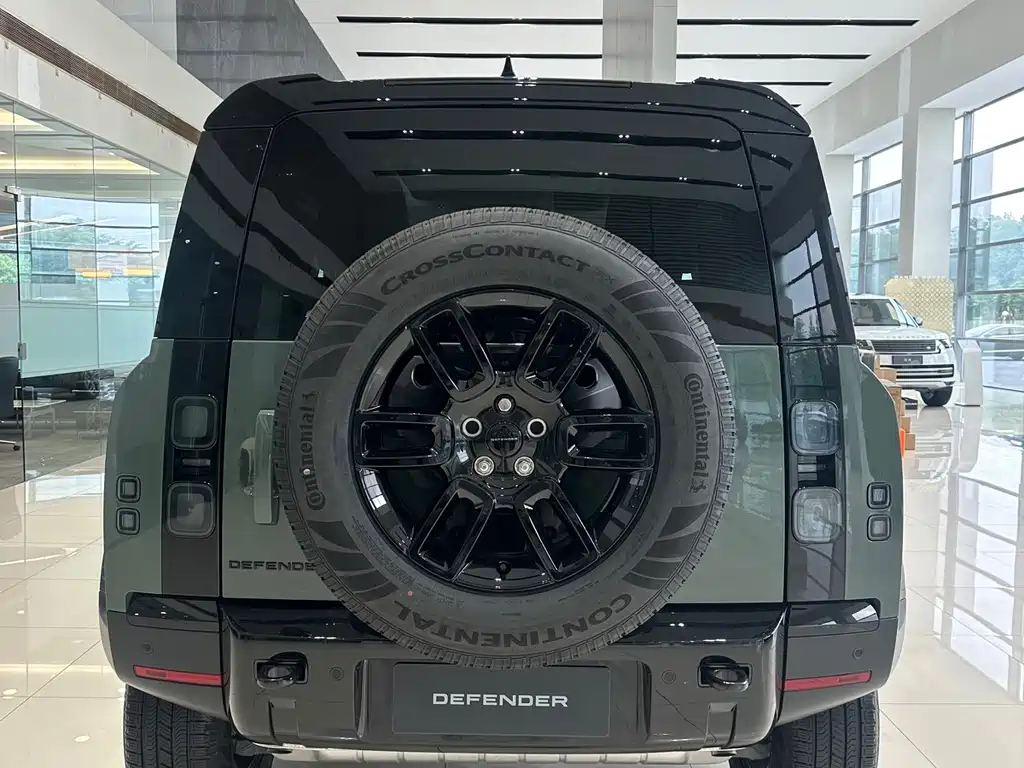 Land Rover Land Rover Defender 2026 90 2.0T S