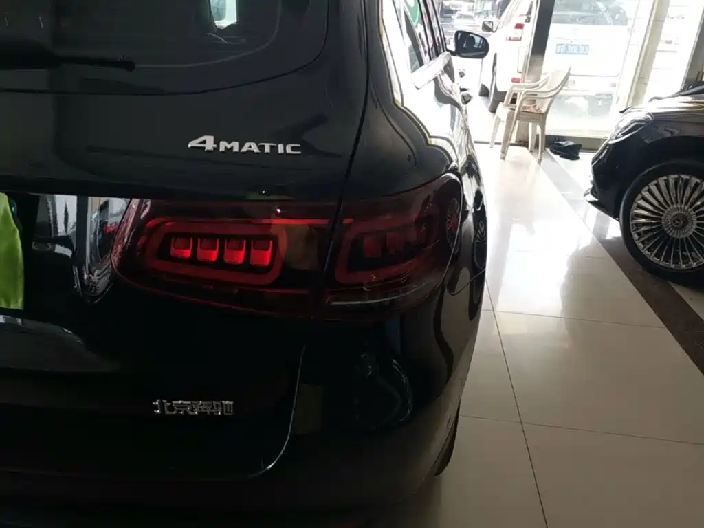 Mercedes-Benz GLC — миниатюра 8
