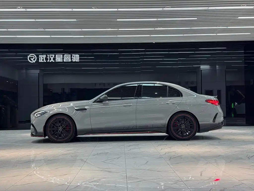Mercedes-Benz C-Class AMG New Energy — миниатюра 3