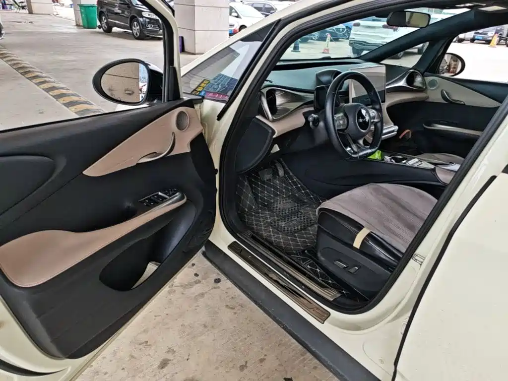 BYD Dolphin — миниатюра 16