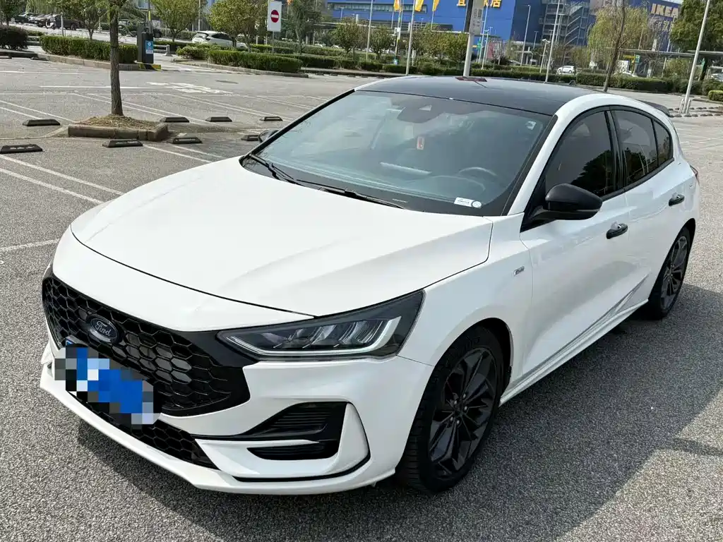 Ford Focus — миниатюра 3