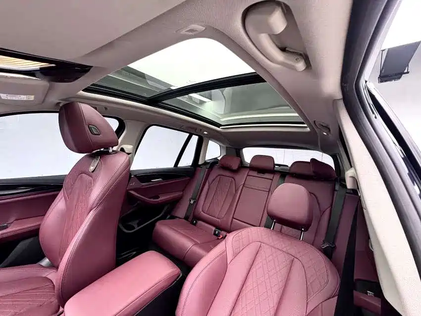 BMW iX3 — миниатюра 8