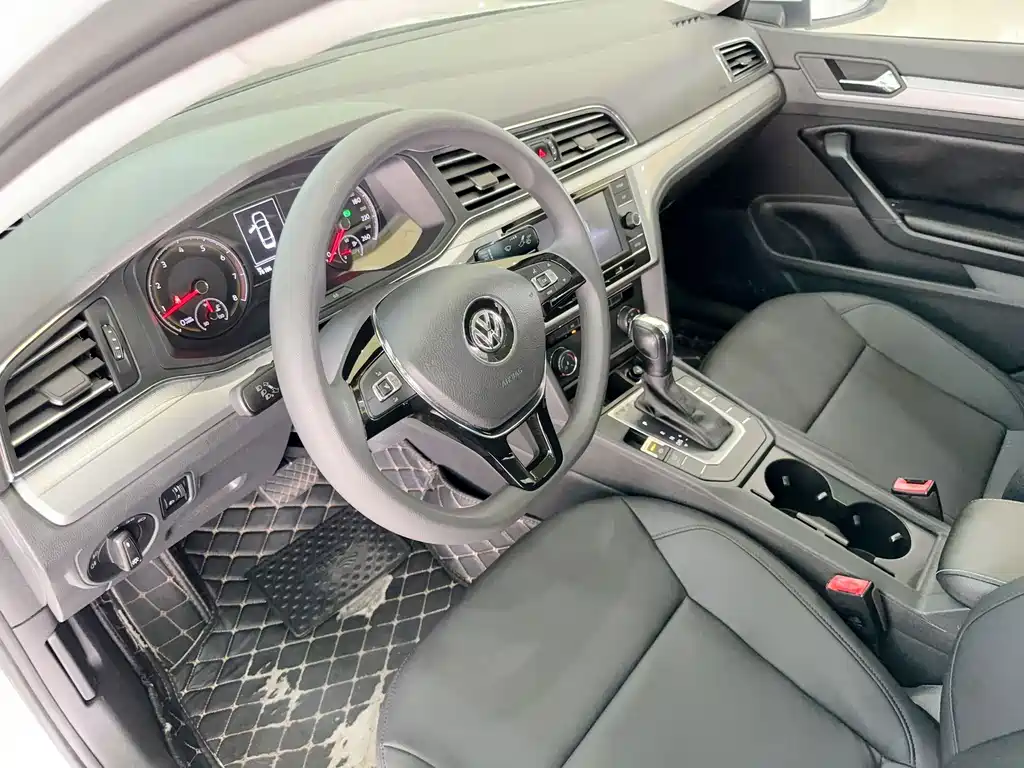 Volkswagen Lamando — миниатюра 5