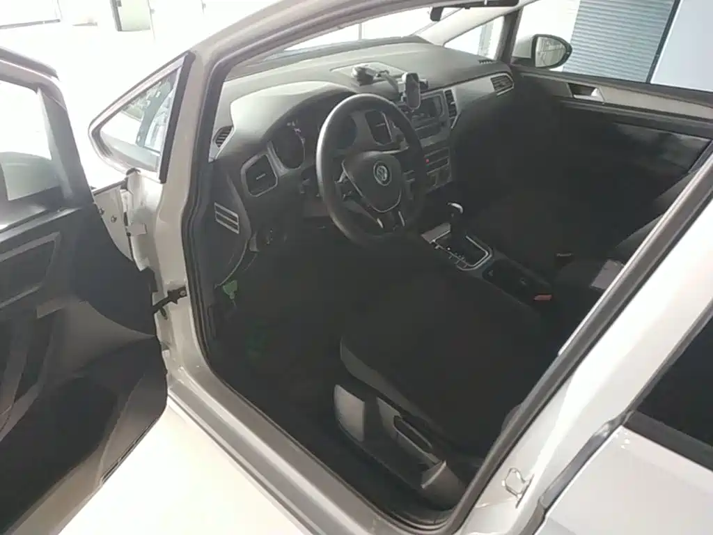 Volkswagen Golf Sportsvan — миниатюра 16