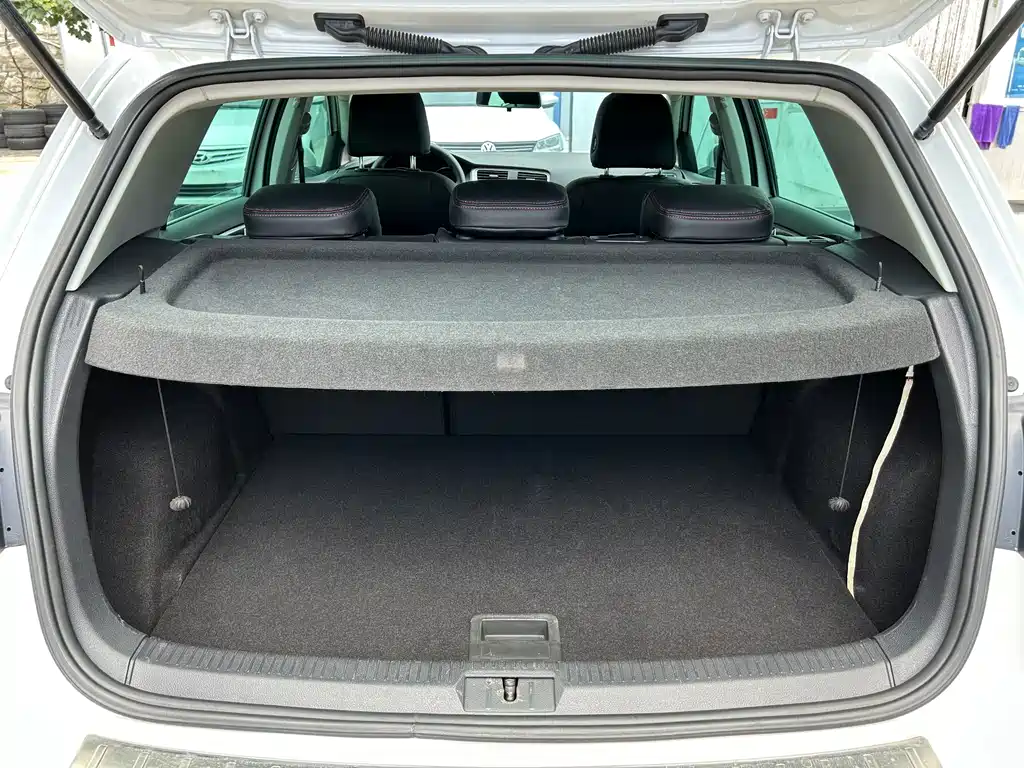 Volkswagen Golf — миниатюра 6