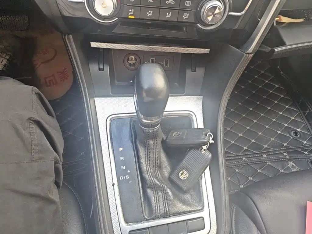 MG MG6 — миниатюра 14
