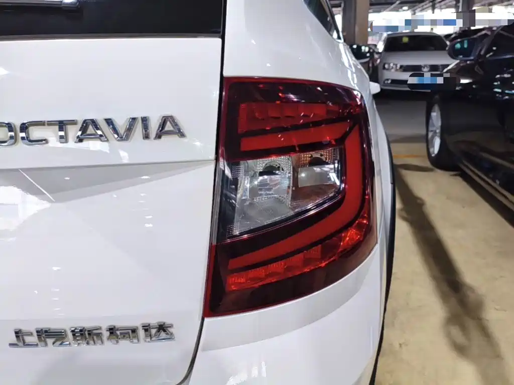 Skoda Octavia 2018 TSI230 DSG Comfort
