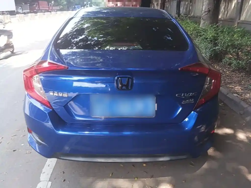 Honda Civic — миниатюра 6