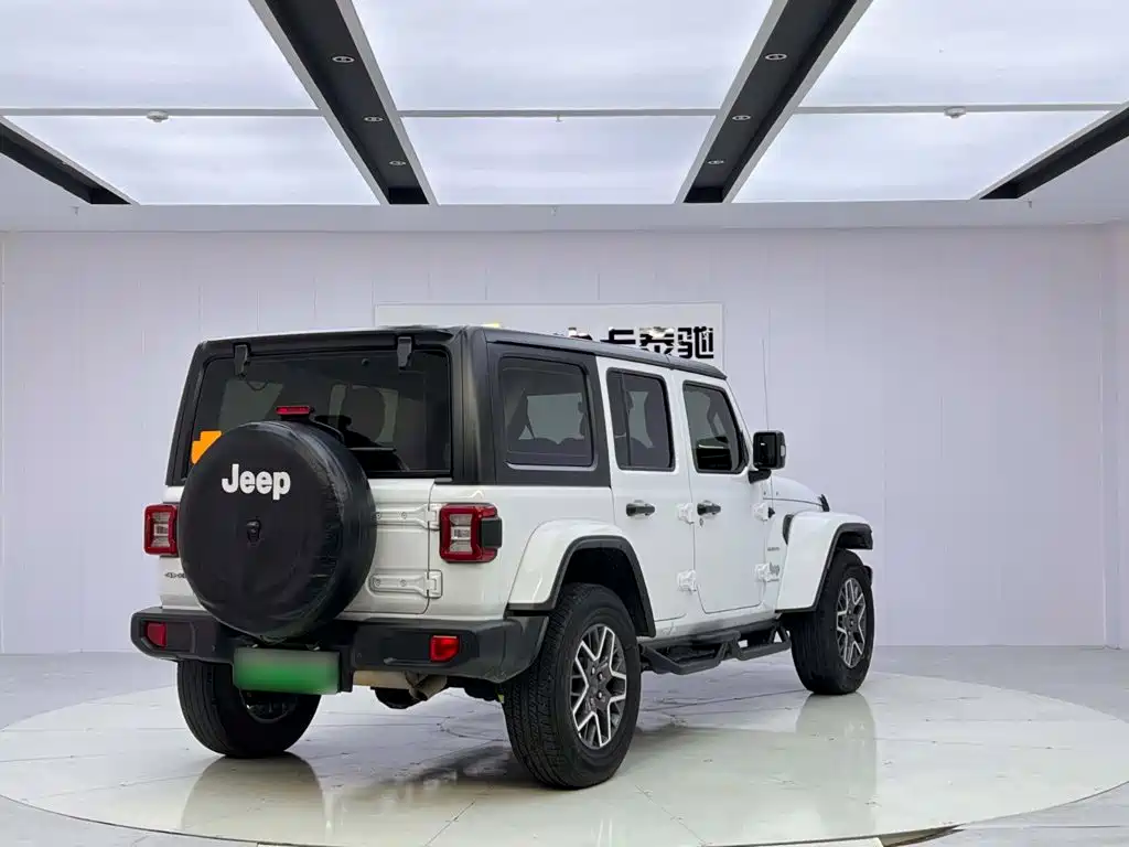 Jeep Wrangler PHEV — миниатюра 5