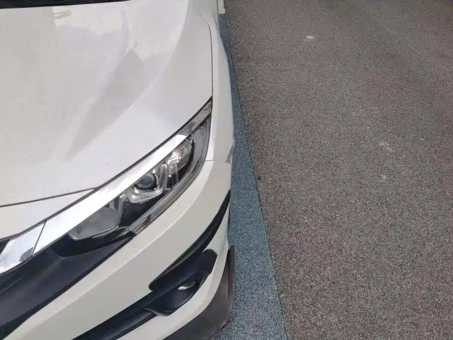 Honda Civic — миниатюра 5